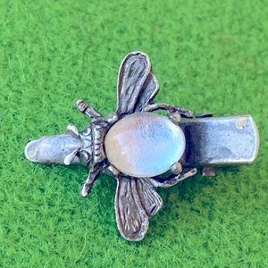 Vintage Jelly Belly Opalescent Fly tie clip Pewter?